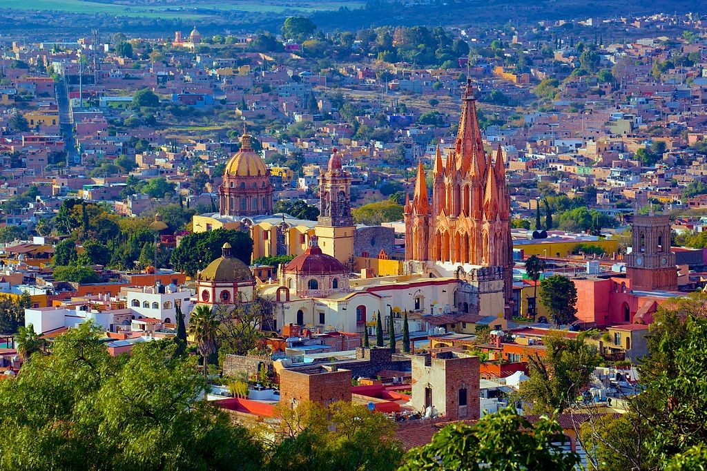 San Miguel De Allende, Mexico, where I want to spend a month or two in year 2. By http://www.flickr.com/photos/jiuguangw/ 